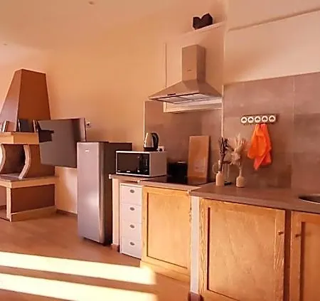 Admiral 4*